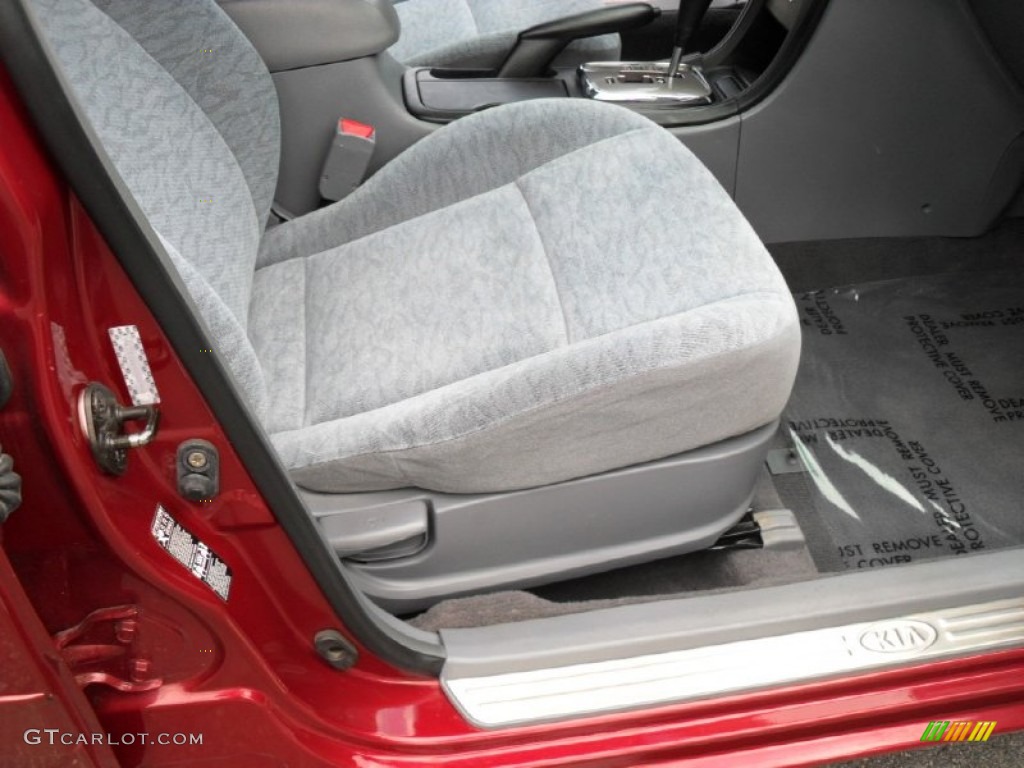 2006 Optima LX - Radiant Red / Gray photo #19