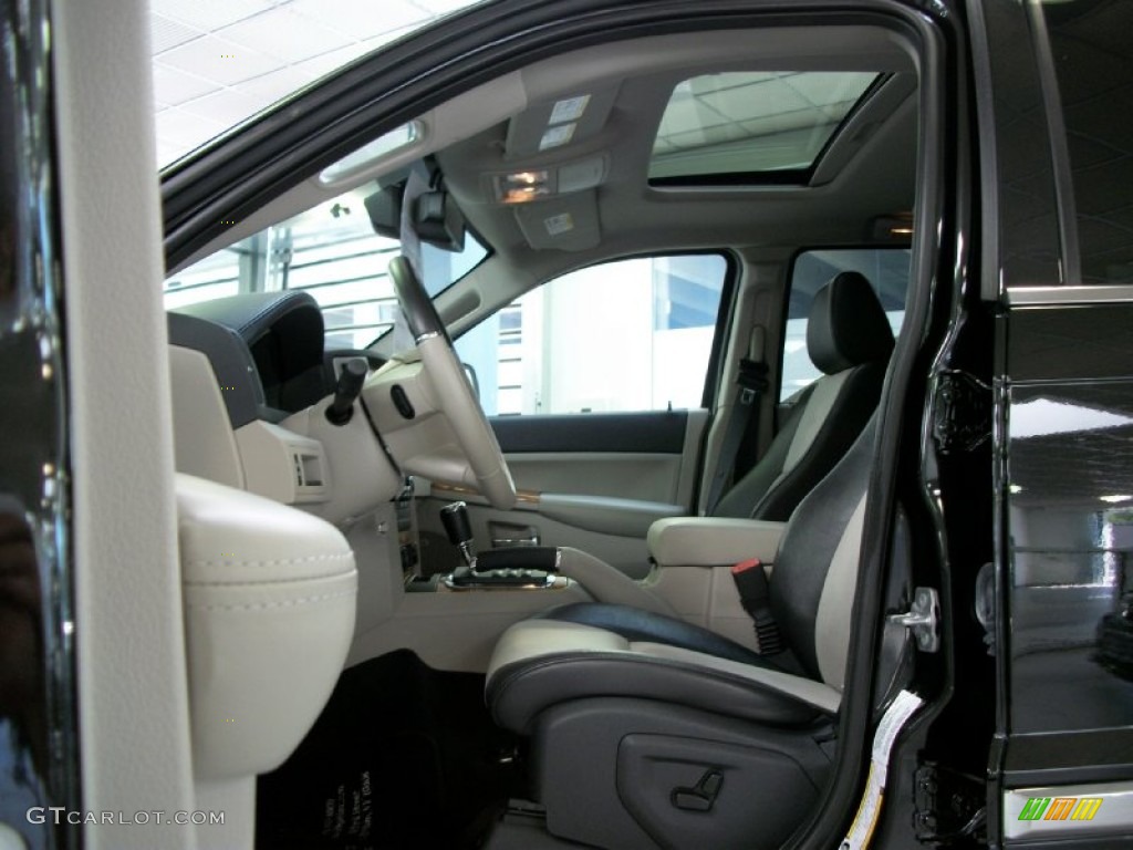 Dark Slate Gray/Light Graystone Interior 2010 Jeep Grand Cherokee Limited 4x4 Photo #52944114