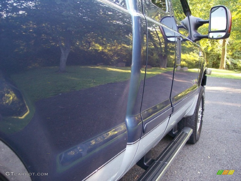 2005 F250 Super Duty XLT SuperCab 4x4 - Medium Wedgewood Blue Metallic / Medium Flint photo #23