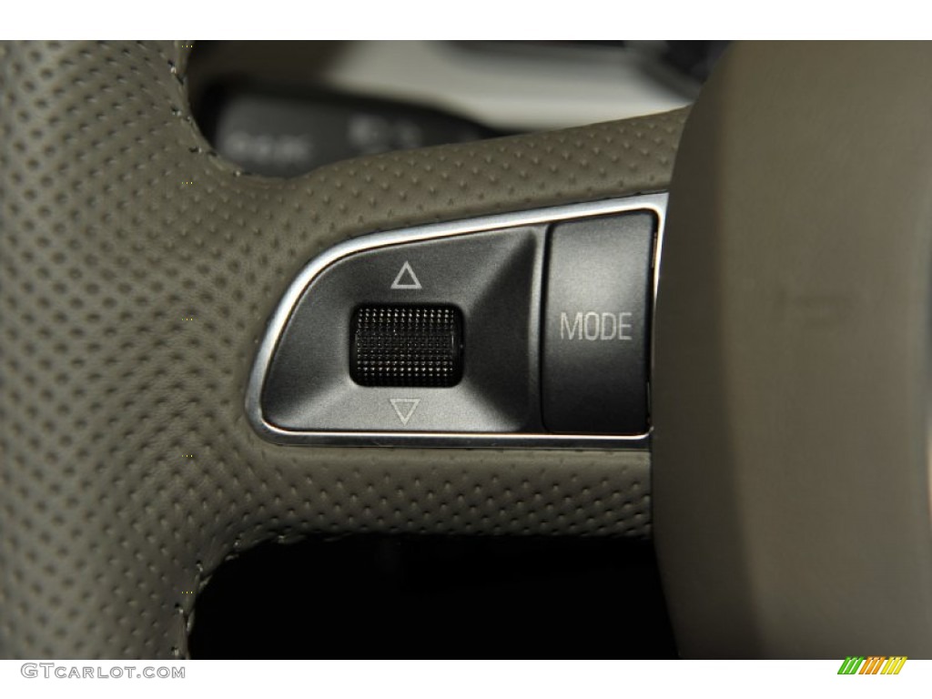 2012 Audi A5 2.0T quattro Cabriolet Controls Photo #52948092