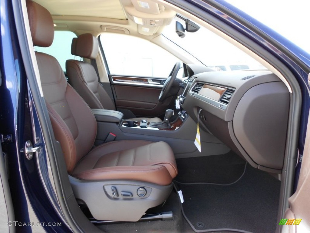 Saddle Brown Interior 2012 Volkswagen Touareg TDI Lux 4XMotion Photo #52948707