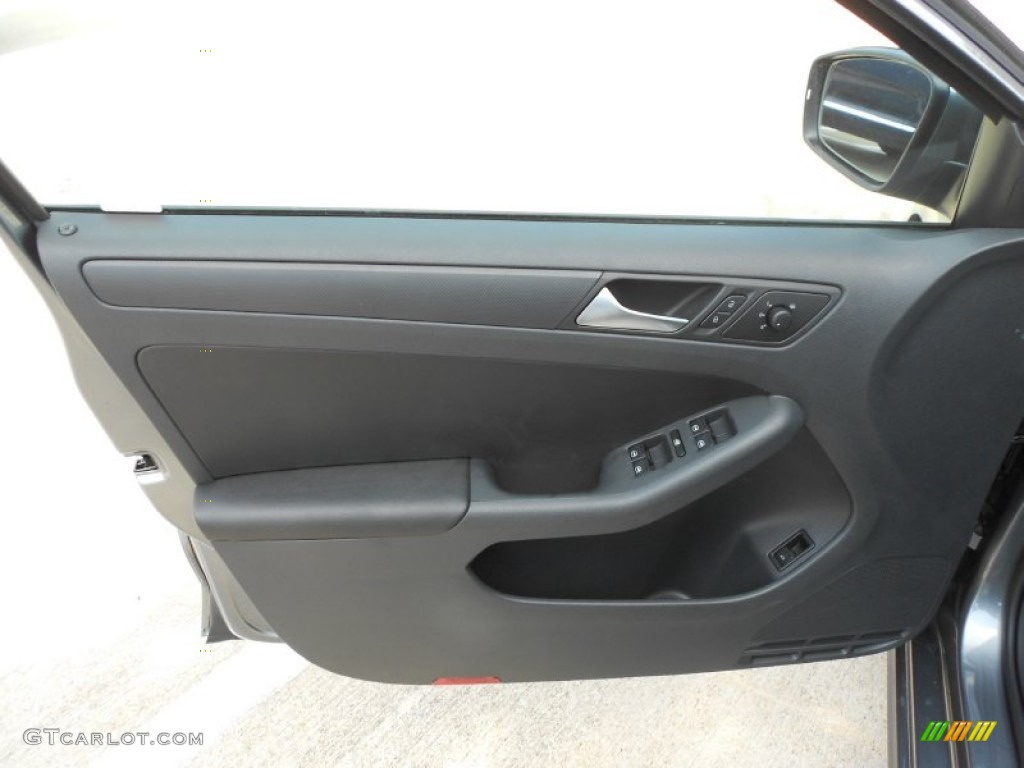 2012 Volkswagen Jetta SE Sedan Titan Black Door Panel Photo #52950510