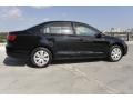 Black - Jetta SE Sedan Photo No. 6