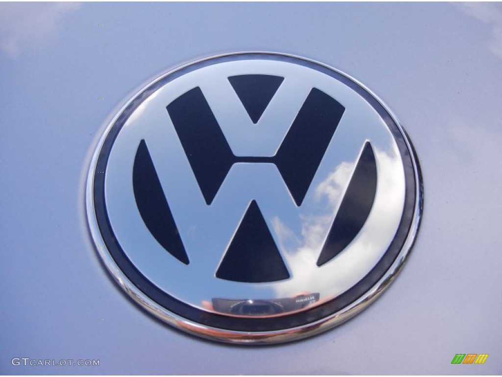 2002 Volkswagen New Beetle GLS Coupe Marks and Logos Photo #52954872