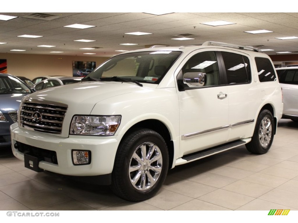 Tuscan Pearl White Infiniti QX