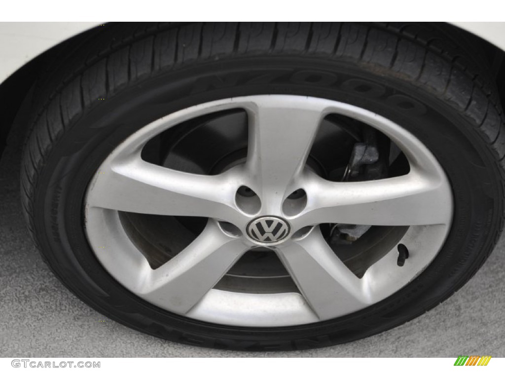 2007 Volkswagen New Beetle Triple White Convertible Wheel Photo #52955733