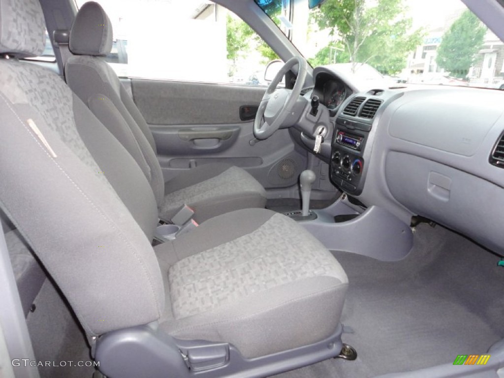 Gray Interior 2003 Hyundai Accent GL Coupe Photo #52956009
