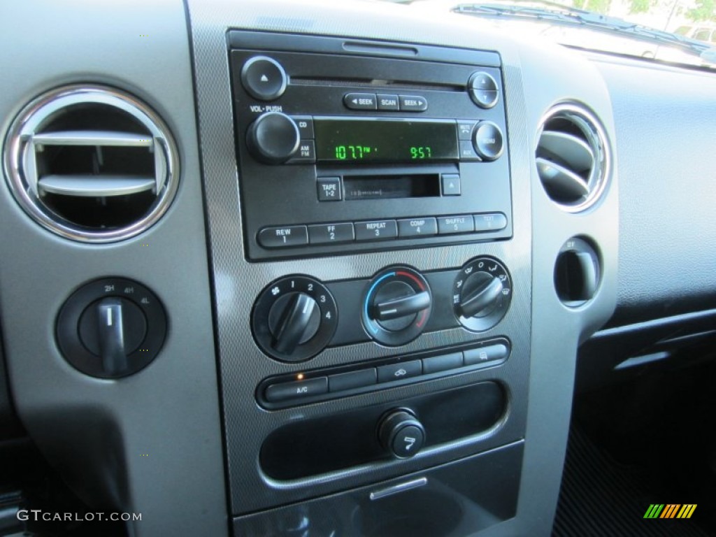 2005 F150 FX4 SuperCab 4x4 - Silver Metallic / Medium Flint Grey photo #29