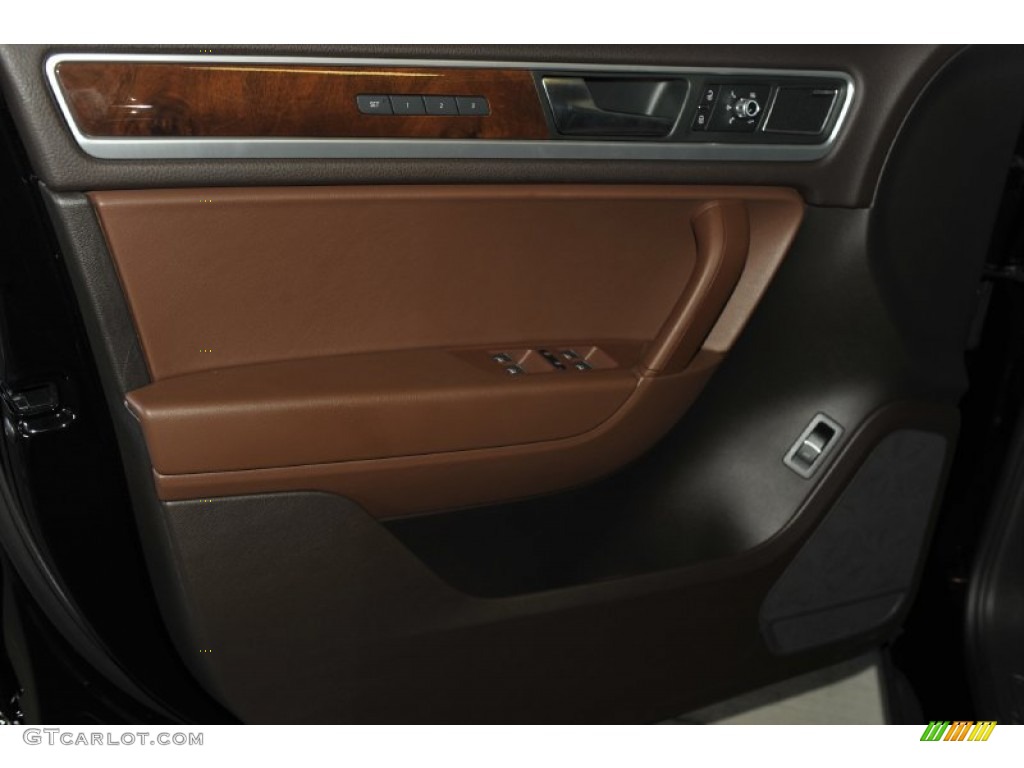 2012 Touareg VR6 FSI Executive 4XMotion - Black / Saddle Brown photo #8