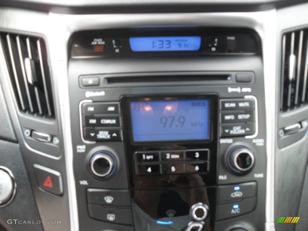 2011 Sonata SE - Midnight Black / Black photo #12