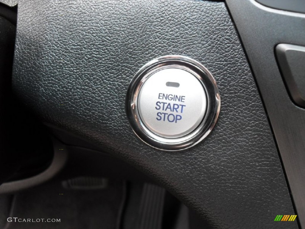 2011 Sonata SE - Midnight Black / Black photo #13