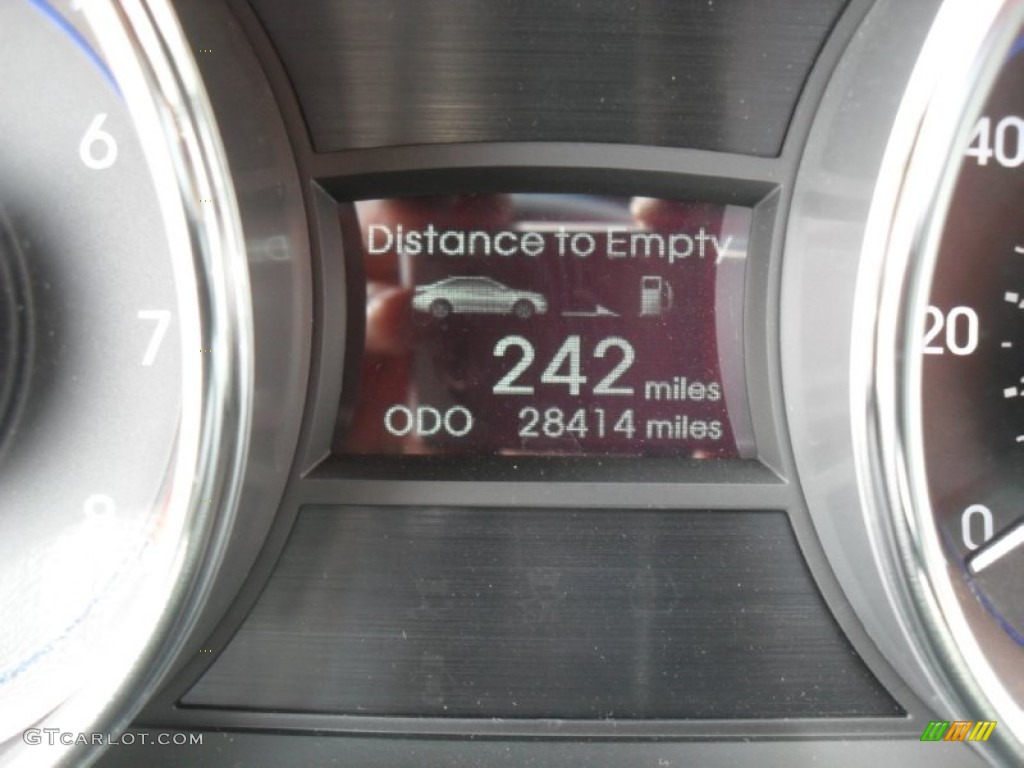 2011 Sonata SE - Midnight Black / Black photo #14