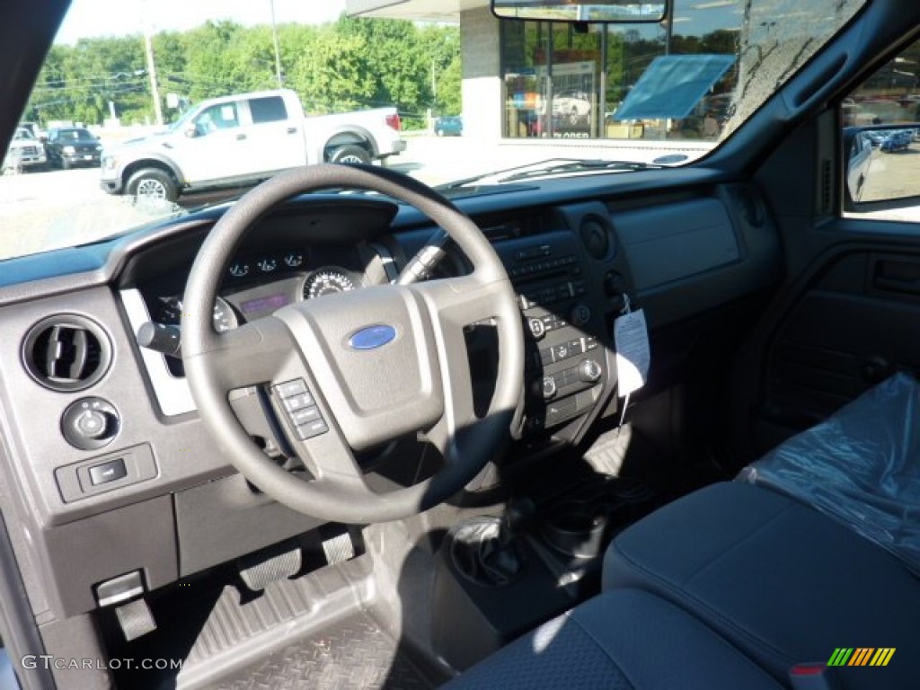 2011 F150 XL Regular Cab 4x4 - Oxford White / Steel Gray photo #11