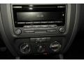 Black - Jetta SE Sedan Photo No. 13