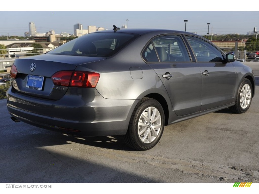 2012 Jetta SE Sedan - Platinum Gray Metallic / Titan Black photo #5