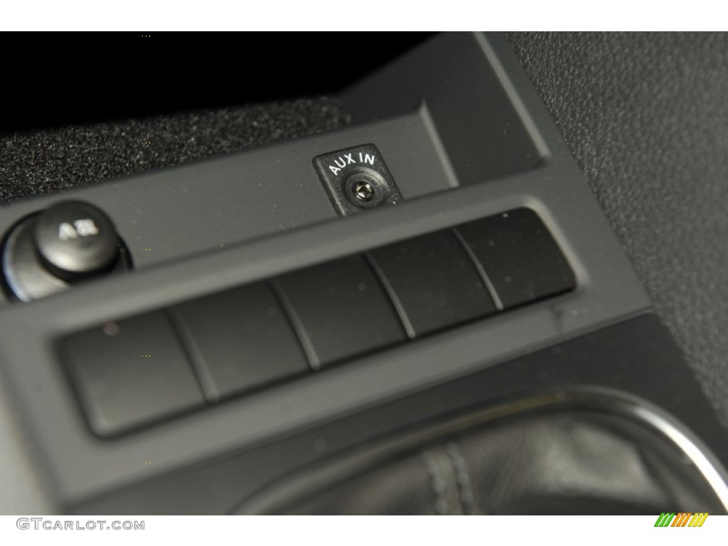 2012 Jetta SE Sedan - Platinum Gray Metallic / Titan Black photo #15