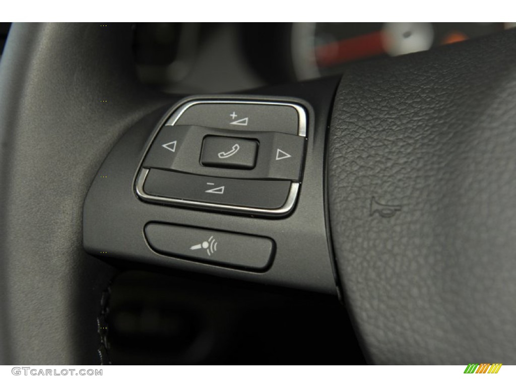 2012 Jetta SE Sedan - Platinum Gray Metallic / Titan Black photo #16