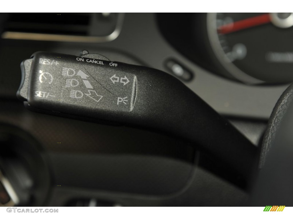 2012 Jetta SE Sedan - Platinum Gray Metallic / Titan Black photo #17