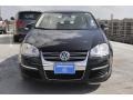 Black - Jetta SE Sedan Photo No. 2