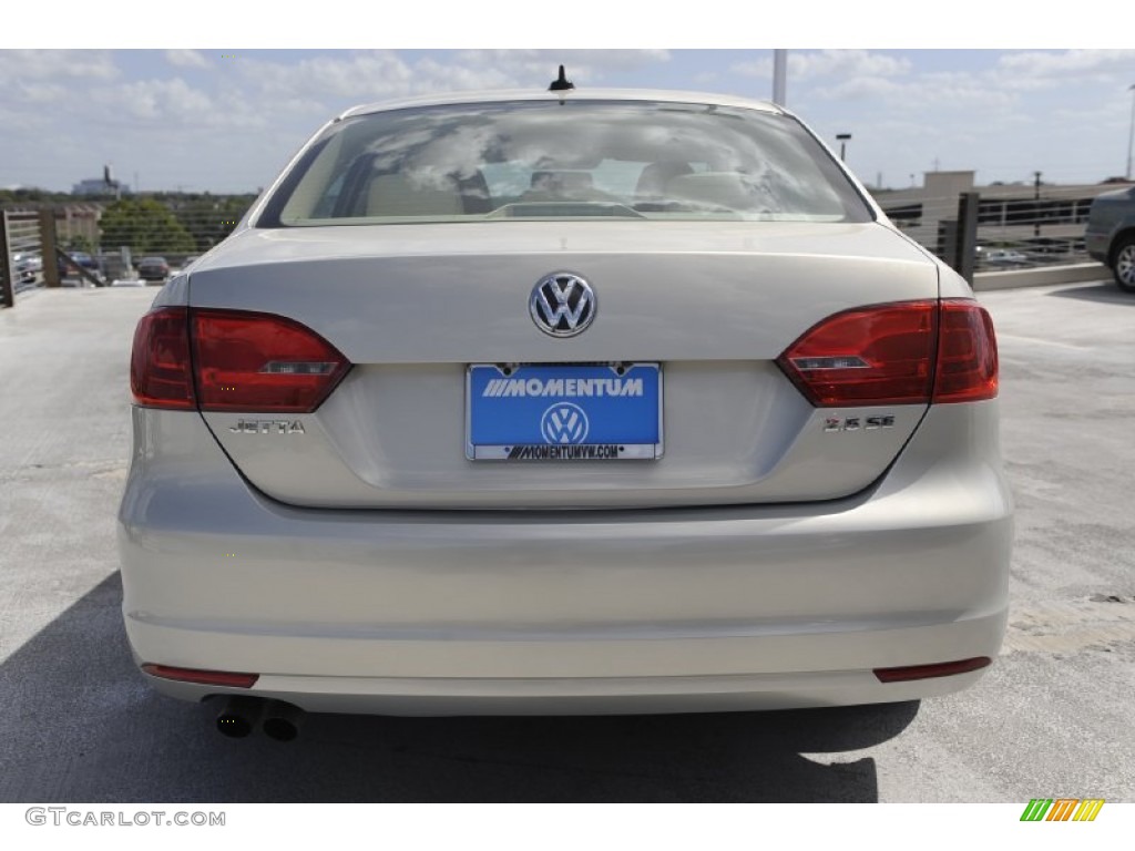 2011 Jetta SE Sedan - Reflex Silver Metallic / Titan Black photo #4