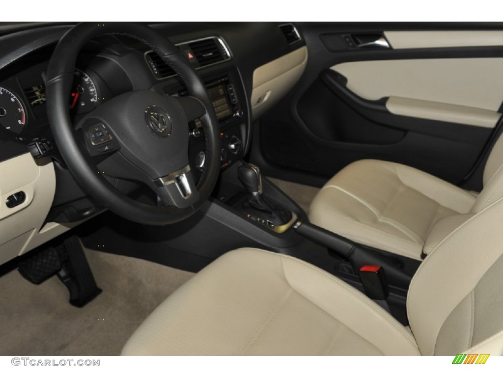 2011 Jetta SE Sedan - Reflex Silver Metallic / Titan Black photo #9