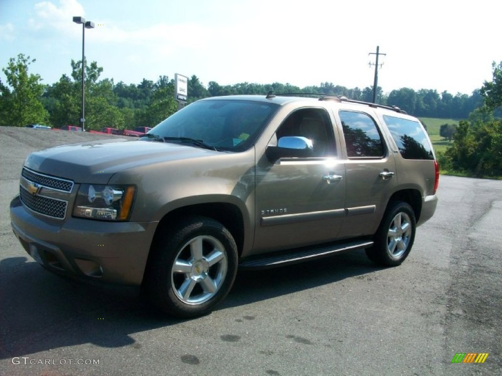 2007 Tahoe LTZ - Gold Mist Metallic / Light Cashmere/Ebony photo #1