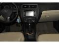 2011 Reflex Silver Metallic Volkswagen Jetta SE Sedan  photo #26