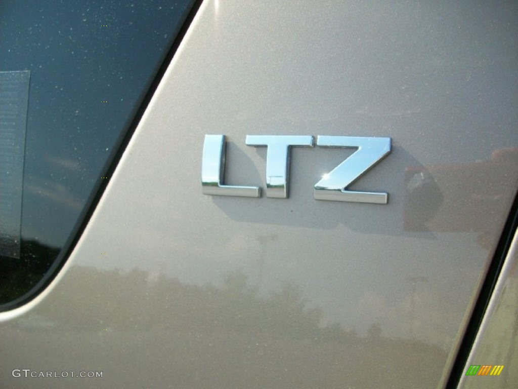 2007 Chevrolet Tahoe LTZ Marks and Logos Photo #52967796