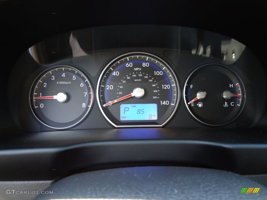 2011 Hyundai Santa Fe Limited AWD Gauges Photos