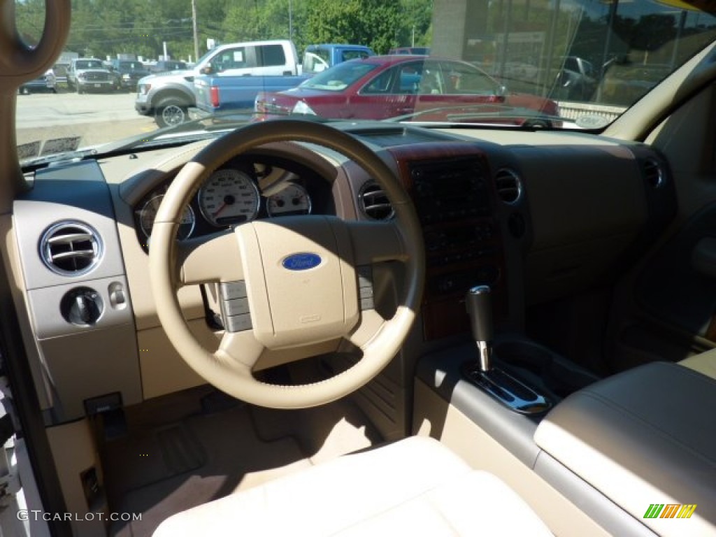 2004 F150 Lariat SuperCab 4x4 - Oxford White / Tan photo #12