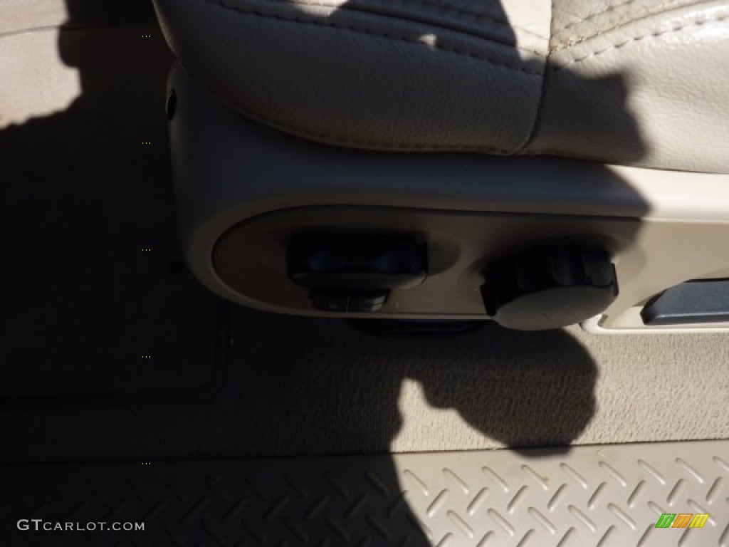 2004 F150 Lariat SuperCab 4x4 - Oxford White / Tan photo #15