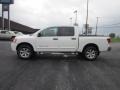 2009 Blizzard White Nissan Titan SE Crew Cab 4x4  photo #4