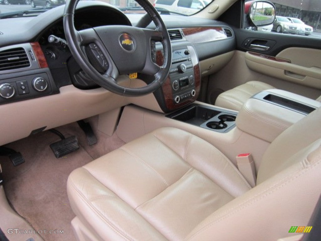 Light Cashmere/Ebony Interior 2007 Chevrolet Tahoe LT 4x4 Photo #52969780