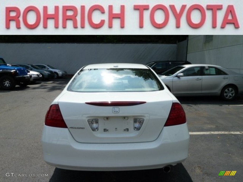 2006 Accord EX-L Sedan - Taffeta White / Ivory photo #3