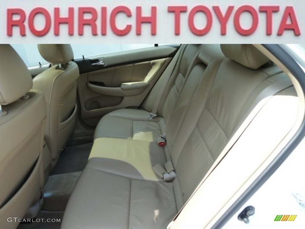 2006 Accord EX-L Sedan - Taffeta White / Ivory photo #13