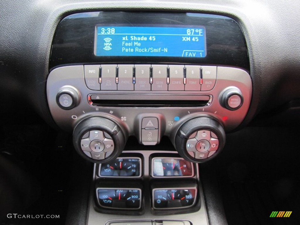 2010 Chevrolet Camaro SS/RS Coupe Controls Photo #52972768