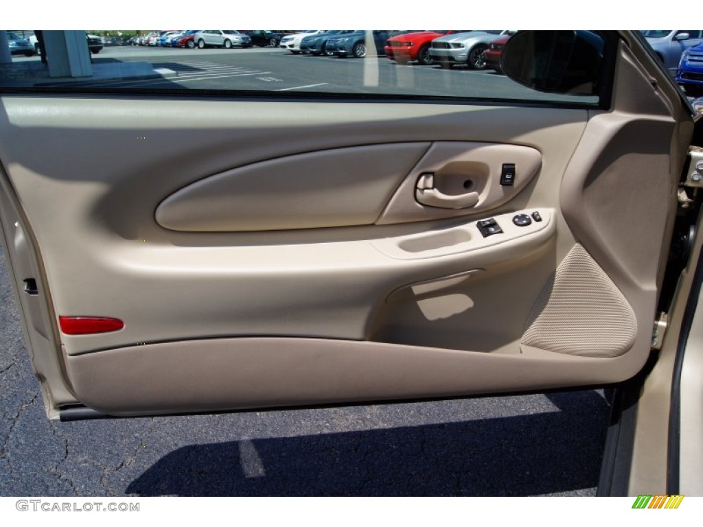 2005 Monte Carlo LS - Sandstone Metallic / Neutral photo #17