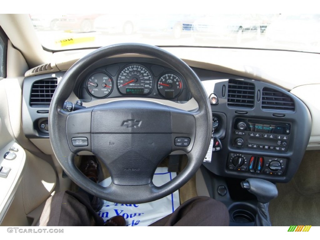 2005 Monte Carlo LS - Sandstone Metallic / Neutral photo #23