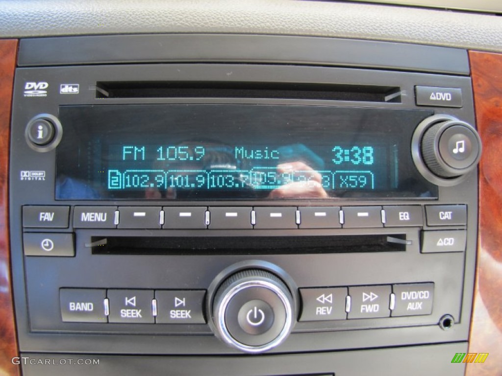2008 Chevrolet Suburban 1500 LT 4x4 Audio System Photo #52974769