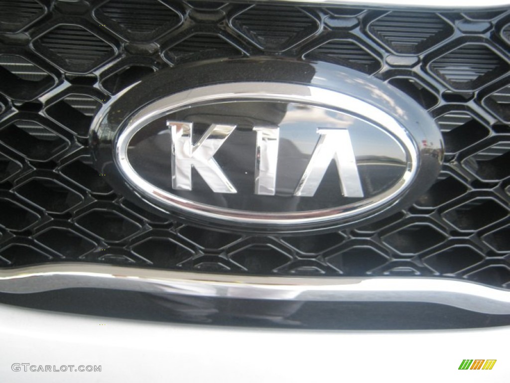 2012 Sorento SX V6 - Bright Silver / Black photo #26