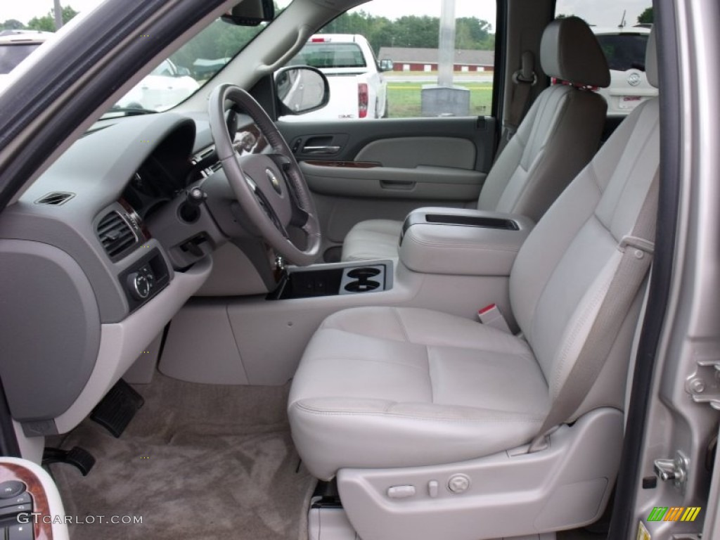 Light Titanium/Dark Titanium Interior 2007 Chevrolet Suburban 1500 LT Photo #52979428