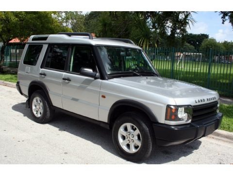 2004 Land Rover Discovery S Data, Info and Specs