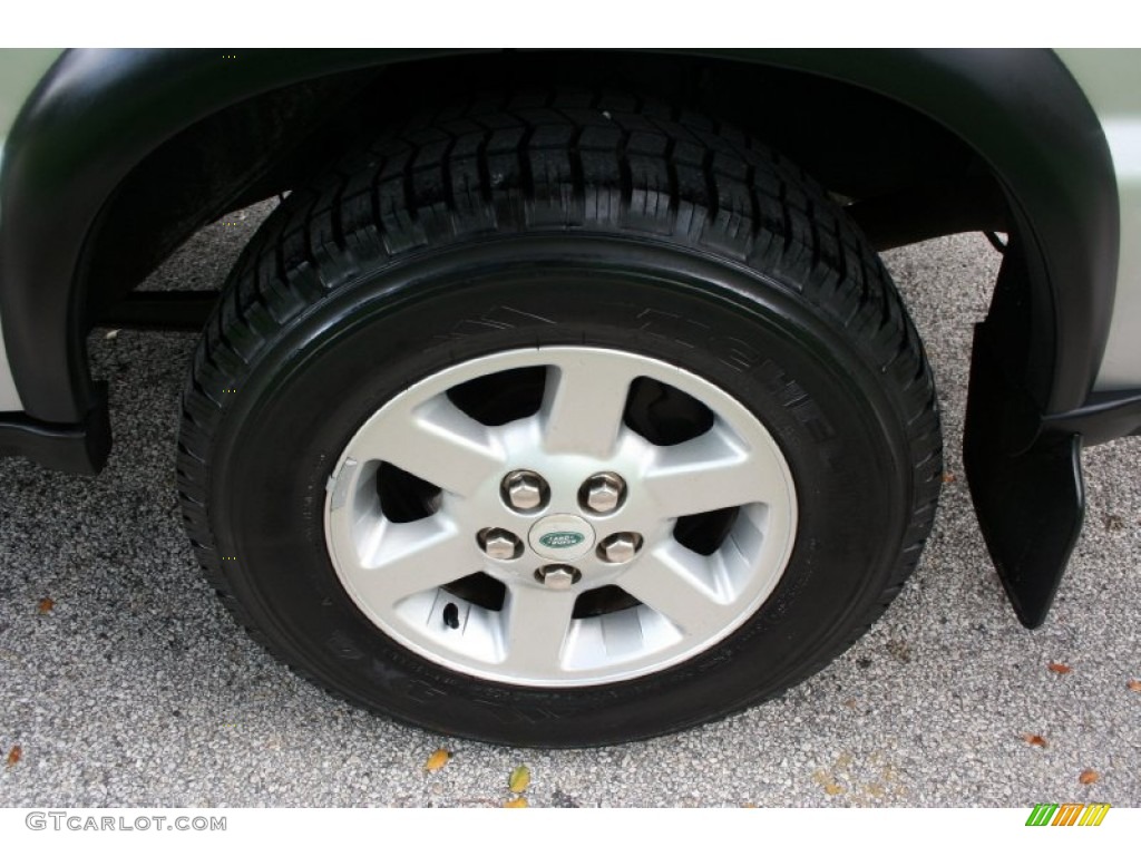 2004 Land Rover Discovery S Wheel Photo #52980028