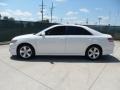 Super White - Camry SE Photo No. 6
