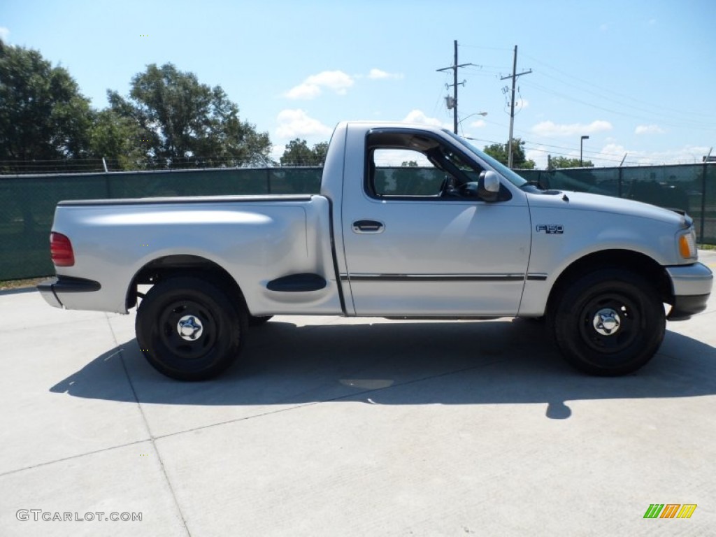 2003 F150 XL Regular Cab - Silver Metallic / Dark Graphite Grey photo #2