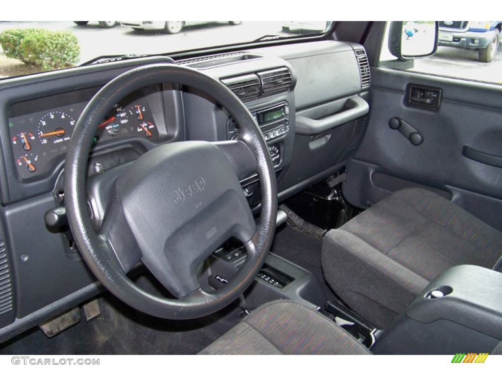 2004 Wrangler Sport 4x4 - Black / Dark Slate Gray photo #12