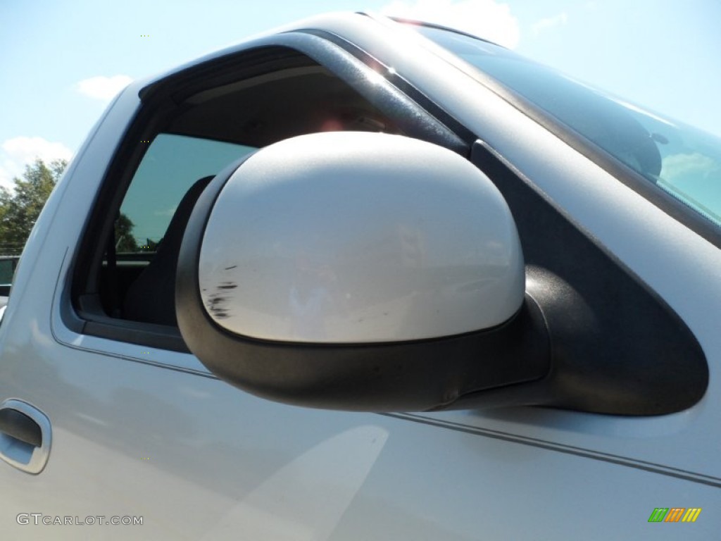 2003 F150 XL Regular Cab - Silver Metallic / Dark Graphite Grey photo #18