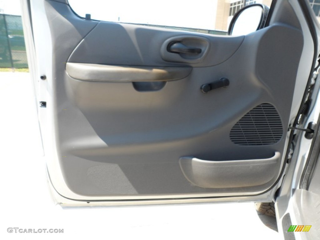 2003 F150 XL Regular Cab - Silver Metallic / Dark Graphite Grey photo #32