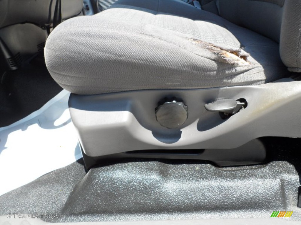 2003 F150 XL Regular Cab - Silver Metallic / Dark Graphite Grey photo #35