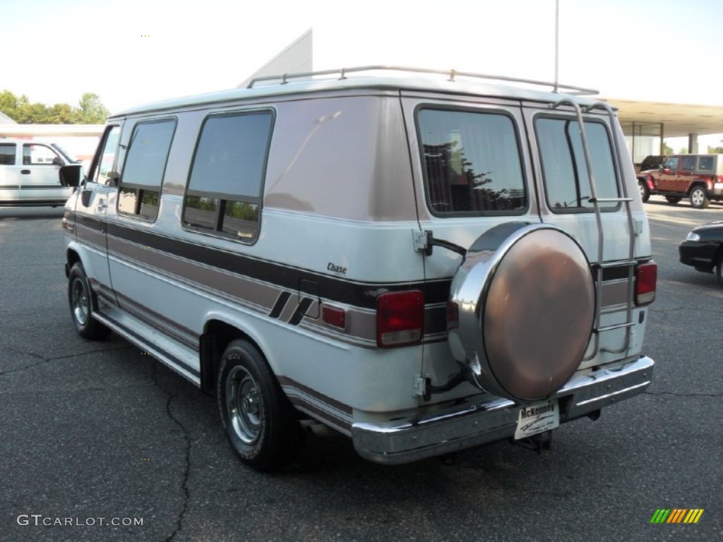 1991 Chevy Van G20 Conversion - White / Gray photo #2